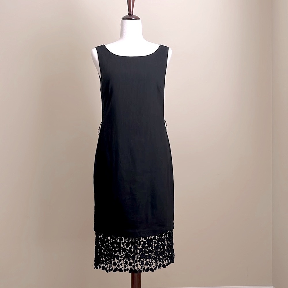 Bailey 44 - Black Linen Blend Sheath Dress with Belt - Medium
